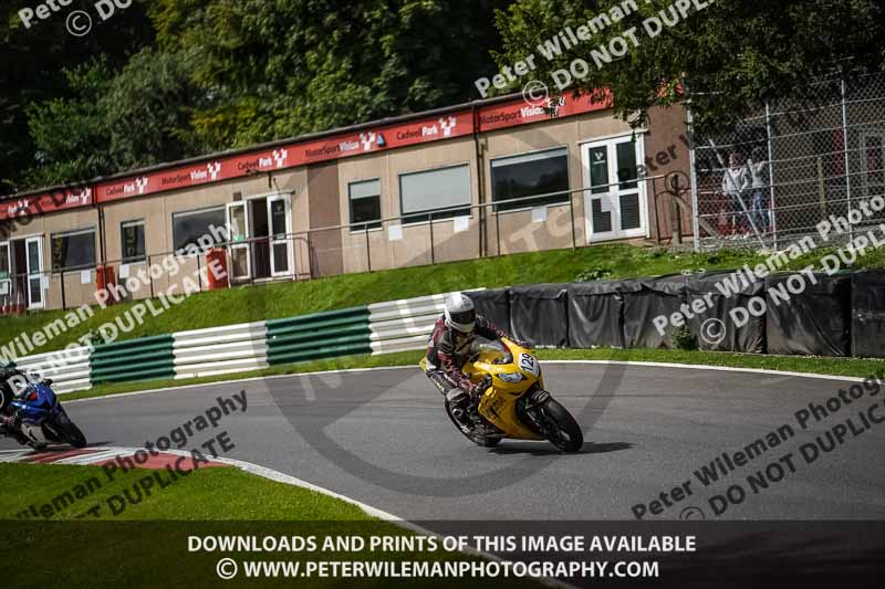 cadwell no limits trackday;cadwell park;cadwell park photographs;cadwell trackday photographs;enduro digital images;event digital images;eventdigitalimages;no limits trackdays;peter wileman photography;racing digital images;trackday digital images;trackday photos